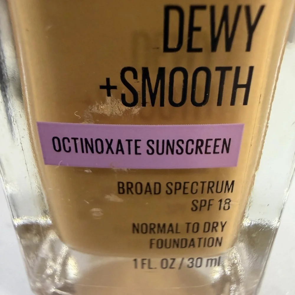 🩷5/$10 Maybelline Fit Me Dewy + Smooth Foundation - Warm Honey